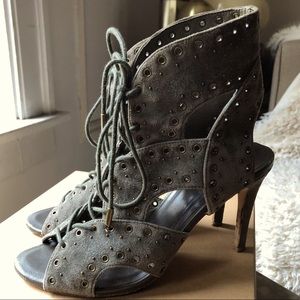 Joie “Aeron” shoe in Ash Green